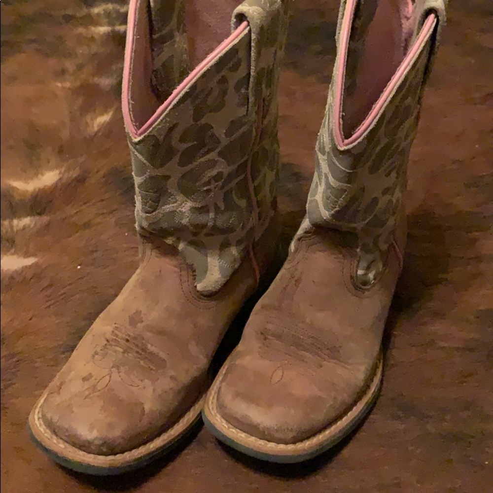 Ariat Kids shoes